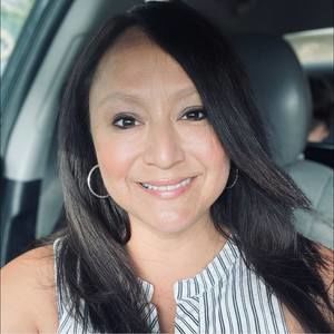 Meet your Posher, Rosalva